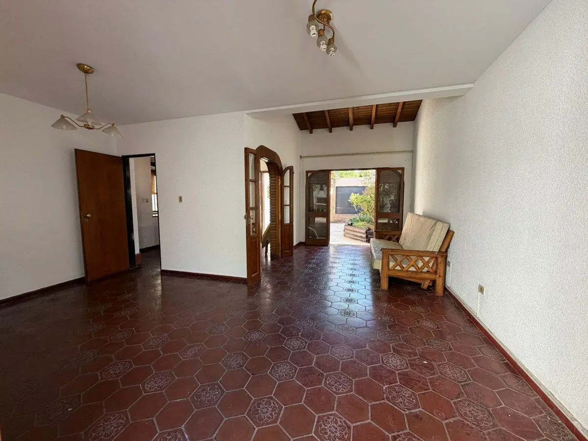 CASA EN VENTA MENDOZA 2