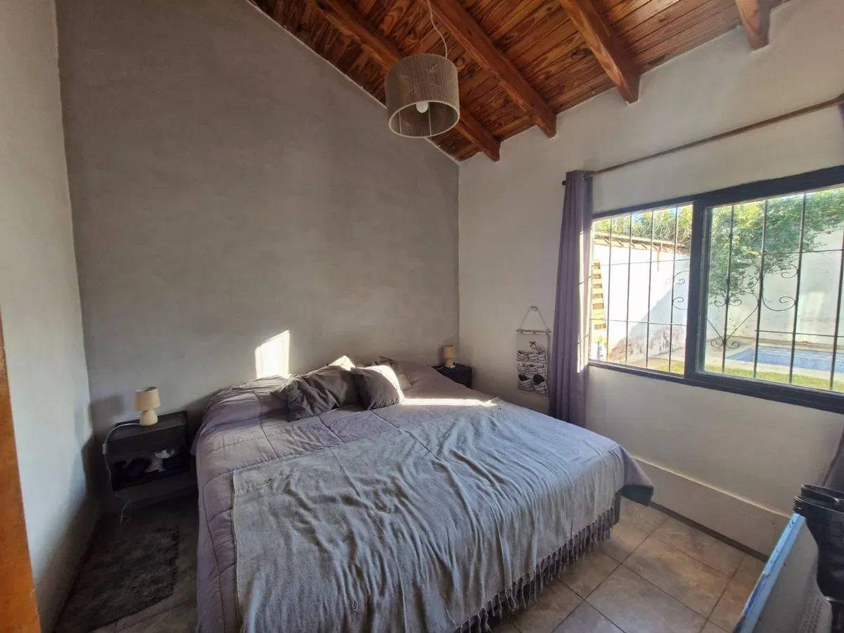 CASA EN VENTA B° SEMIPRIVADO AMANECER DE ORO 8