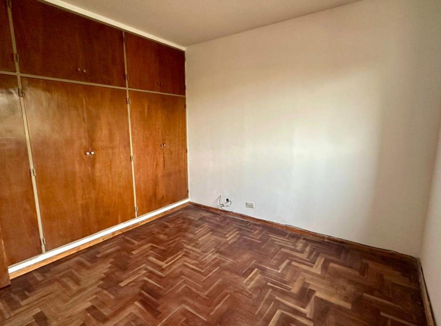 Foto de VENTA AMPLIO DEPARTAMENTO GODOY CRUZ APTO CREDITO, imagen 4