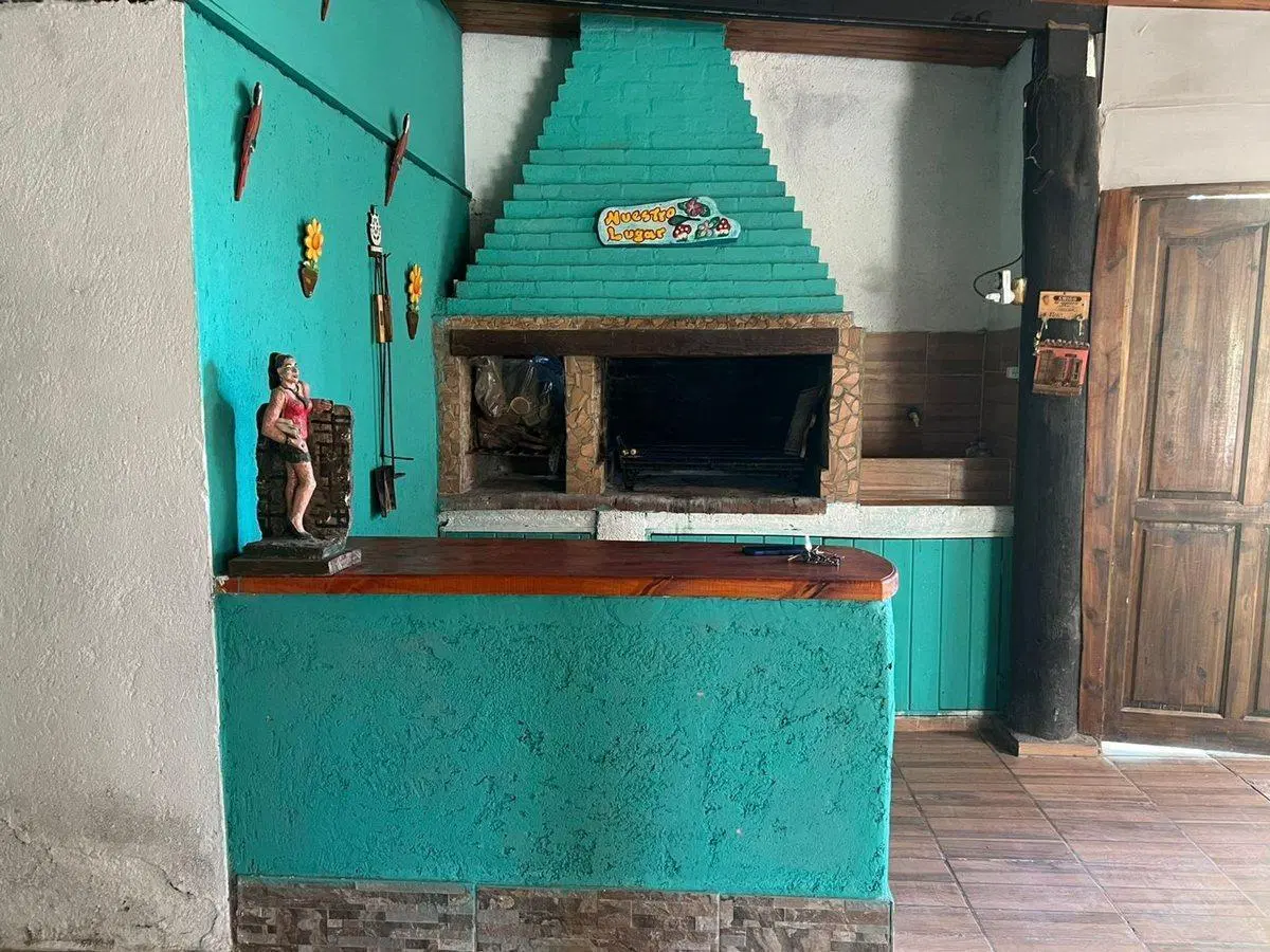 CASA CON PILETA EN COLONIA SEGOVIA. 3