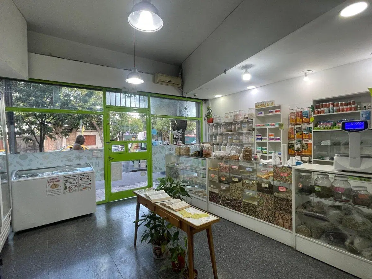 LOCAL COMERCIAL SOBRE CALLE SAN MARTIN - CIUDAD 3