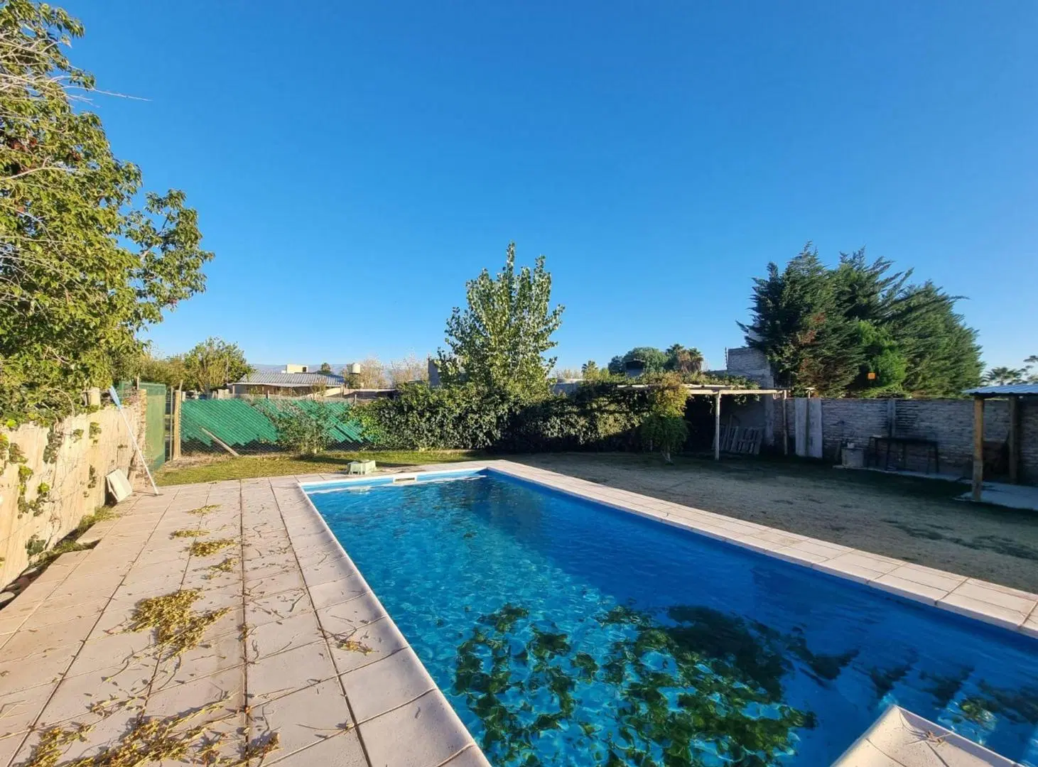 LOTE CON PILETA. B° SEMI PRIVADO LAS ROSAS I-GLLEN 5