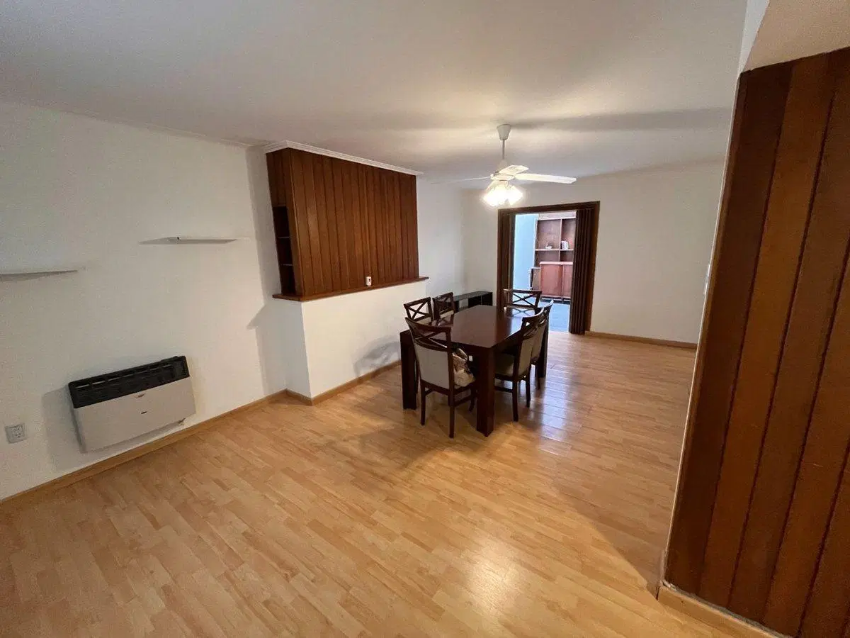 Alquiler casa 4 dormitorios en 5ta sección 3