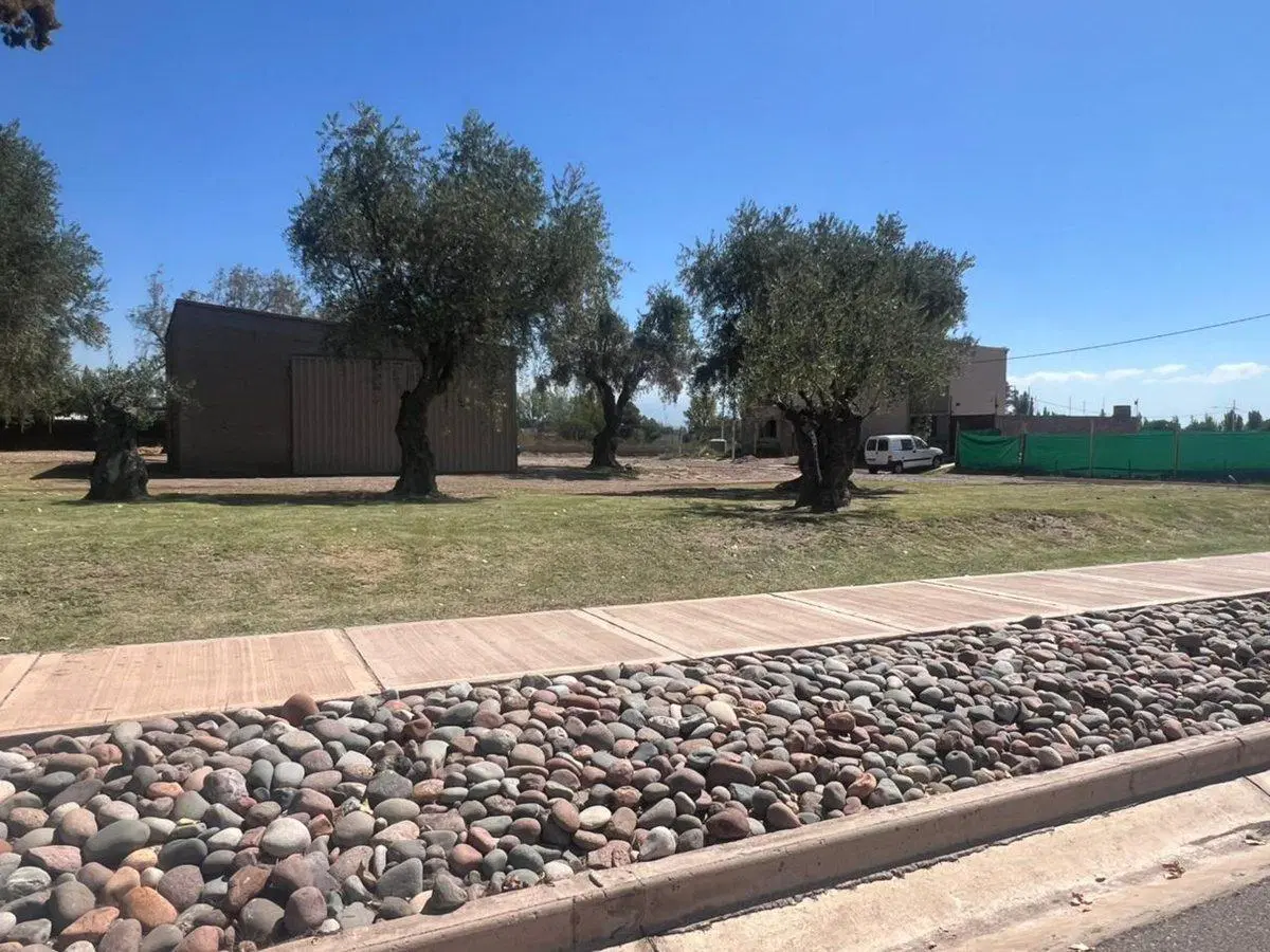 VENTA CASA 2 DORMITORIOS DOS BAÑOS MAIPU 8