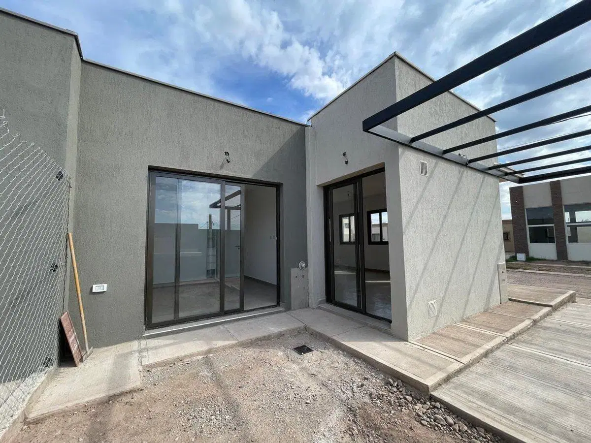 VENTA CASA Bº ANDESMAR - 2 HABITACIONES - GLLEN 4