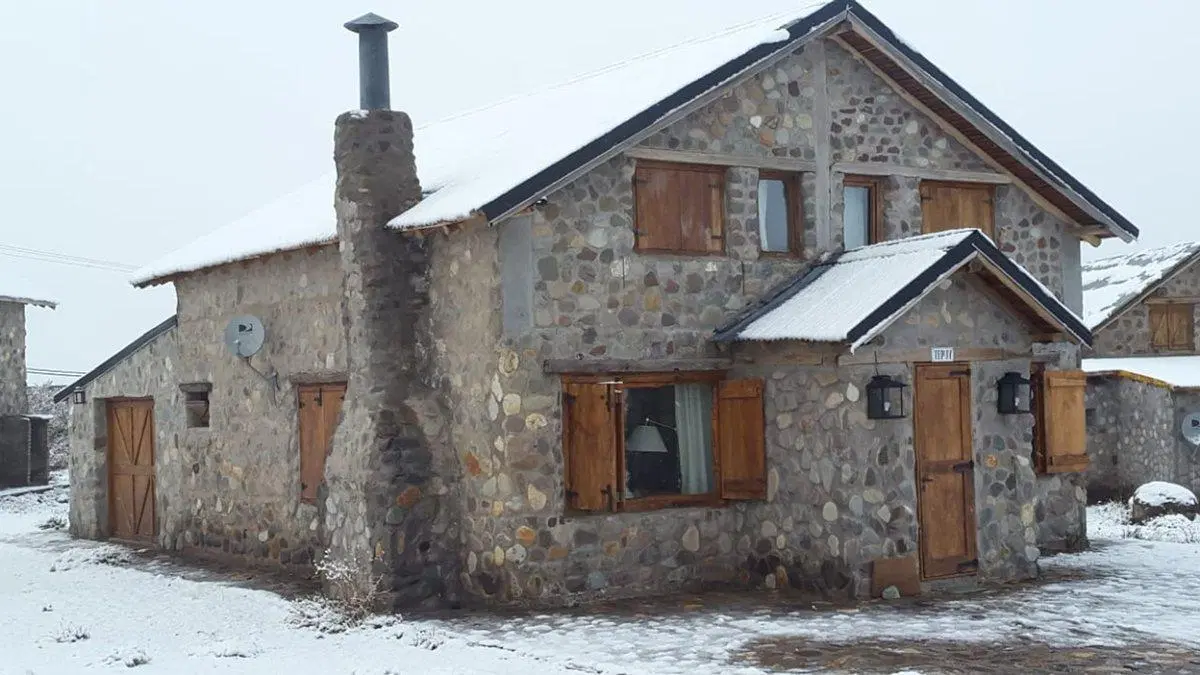 VENTA GRAN CASA EN LOS MOLLES MALARGUE MENDOZA 2