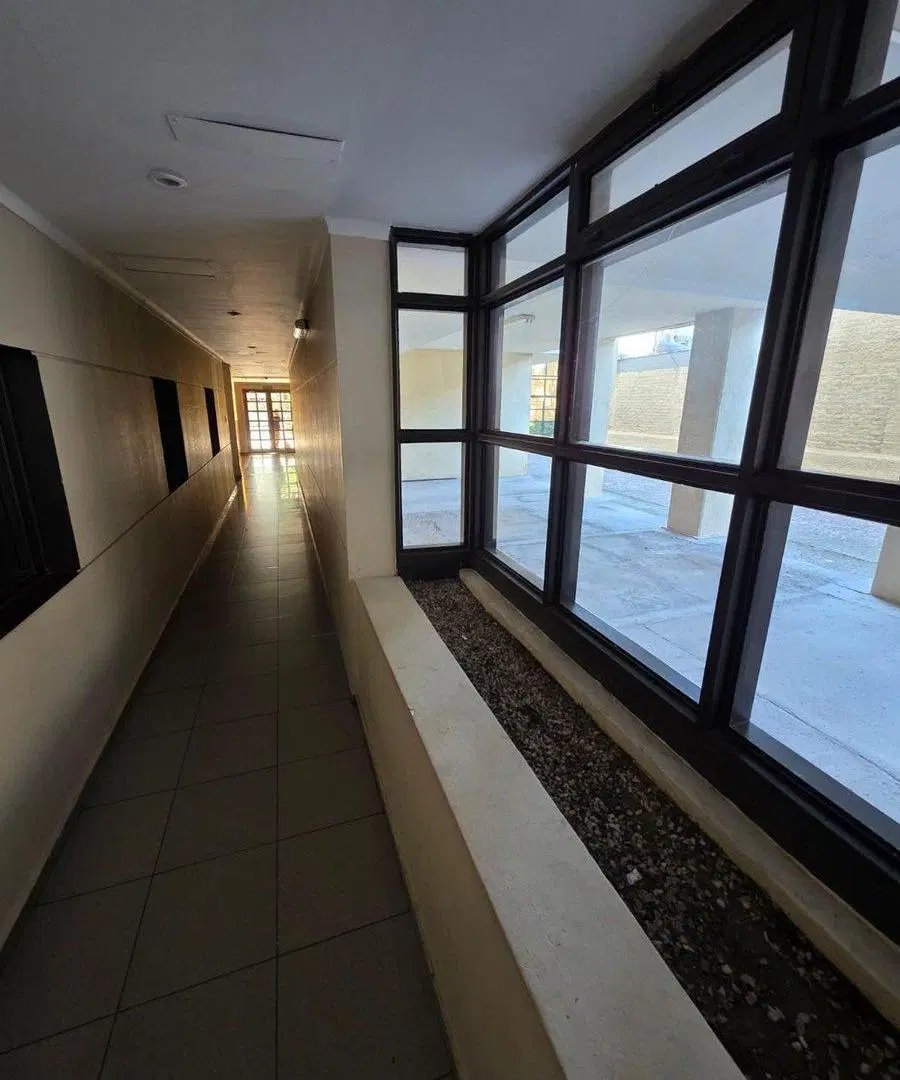 Venta departamento en Godoy Cruz, 4 ambientes 8