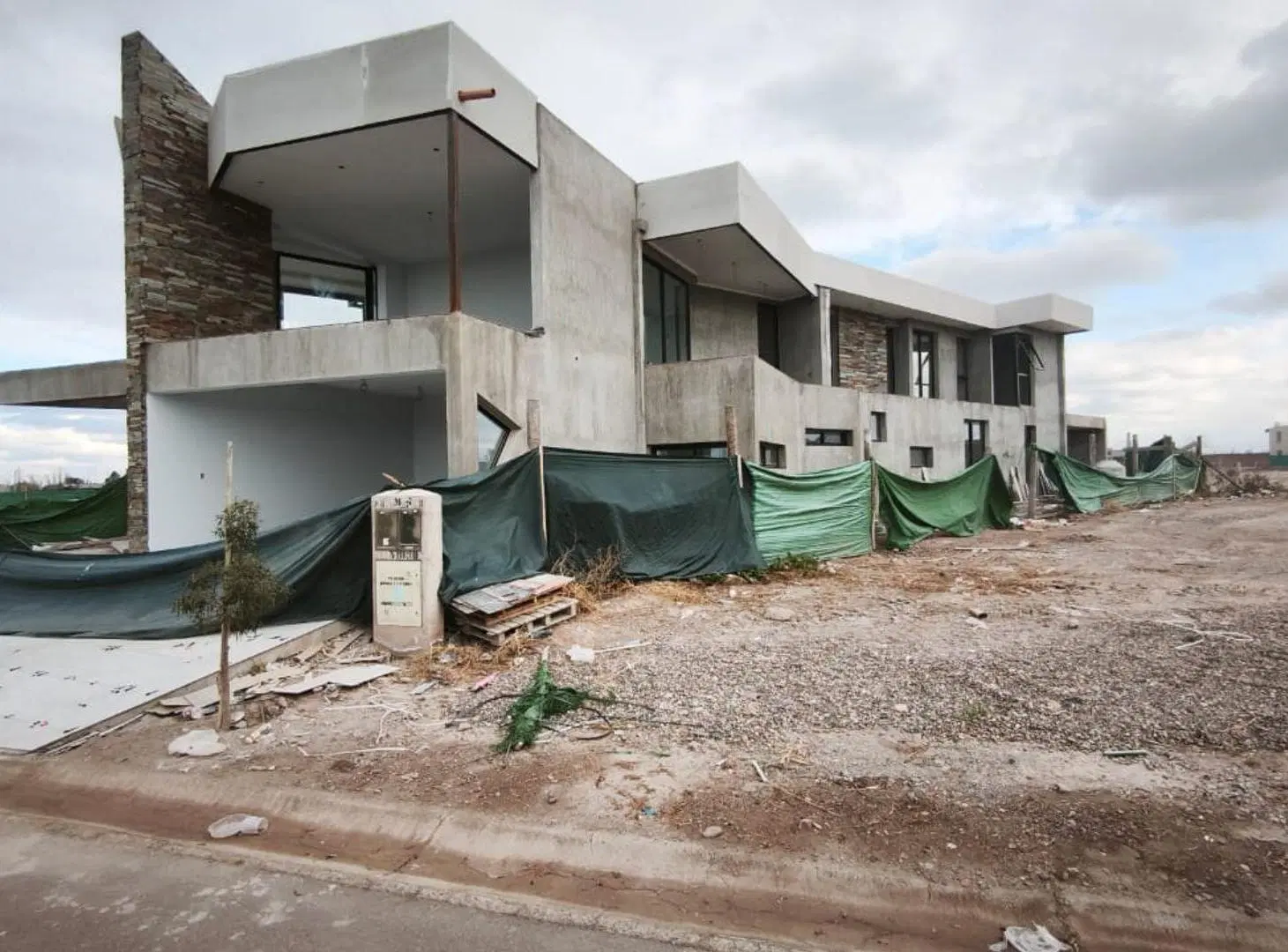 EXCELENTE LOTE EN LAS RETAMAS U$S 29.000 2