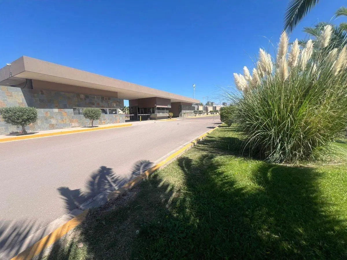 VENTA - CASA Bº PRIVADO 2 HABITACIONES - MAIPU 4