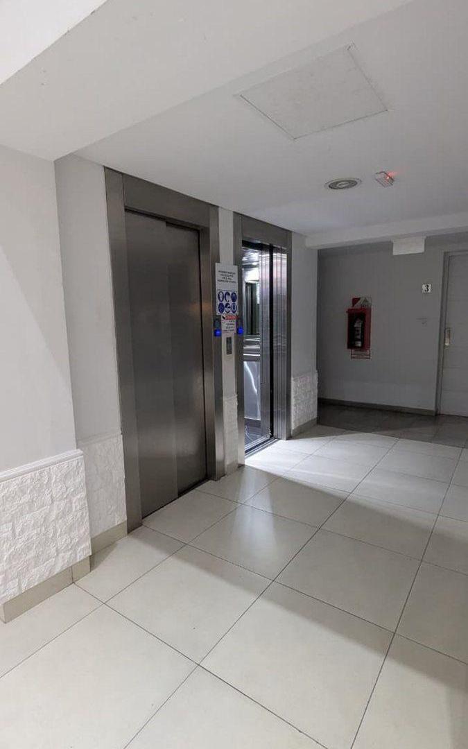 Foto de Departamento dos dormitorios y cochera Godoy Cruz, imagen 3