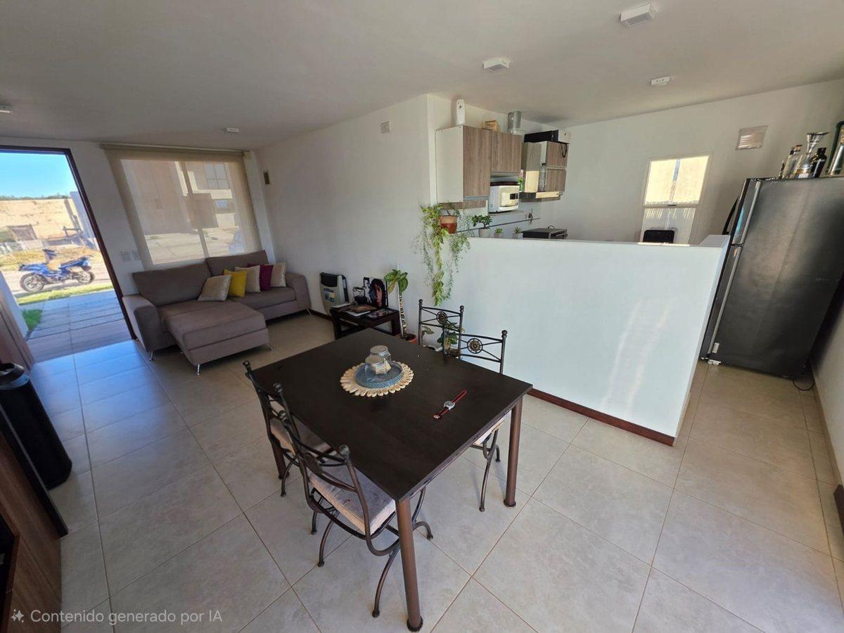 Foto de Venta de casa B° Privado Maipú- 4 ambientes, imagen 3