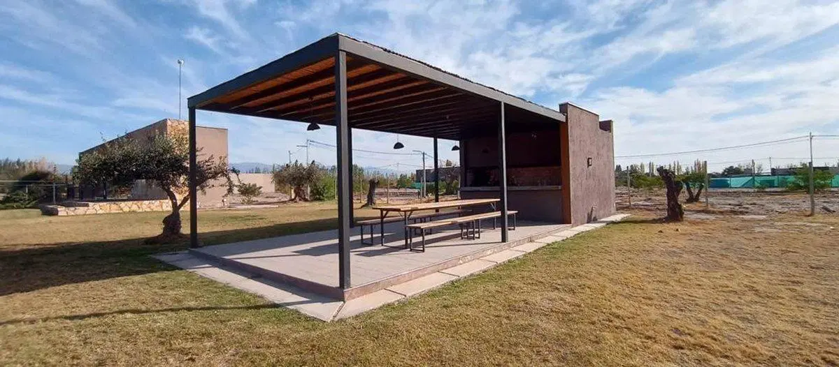 VENTA Bº PRIVADO CASA 3 HAB 2 BAÑOS (1 EN SUITE) 5