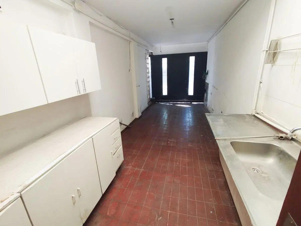 Casa en Venta: Excelente Ubicación en 6° Sección 5