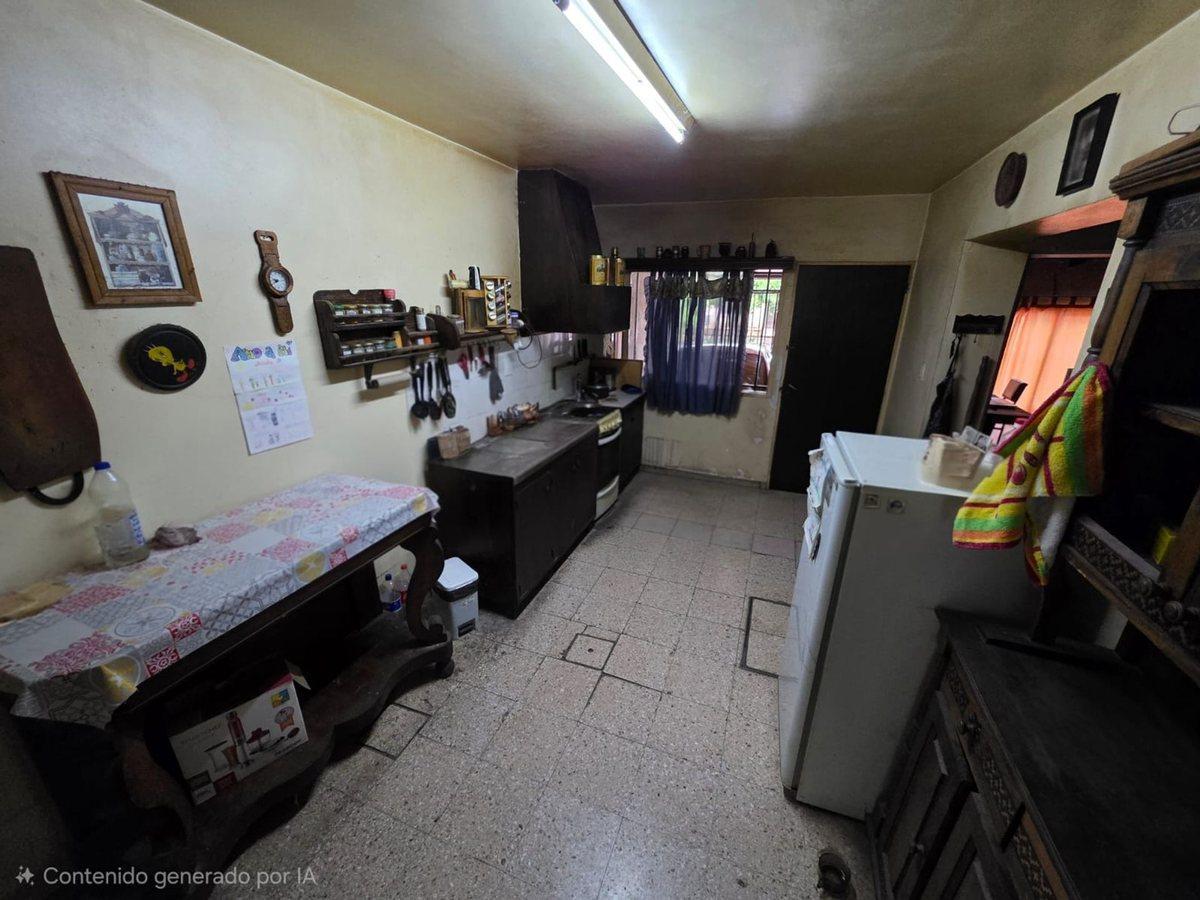 Foto de Venta de casa en Godoy Cruz, 6 ambientes, imagen 5