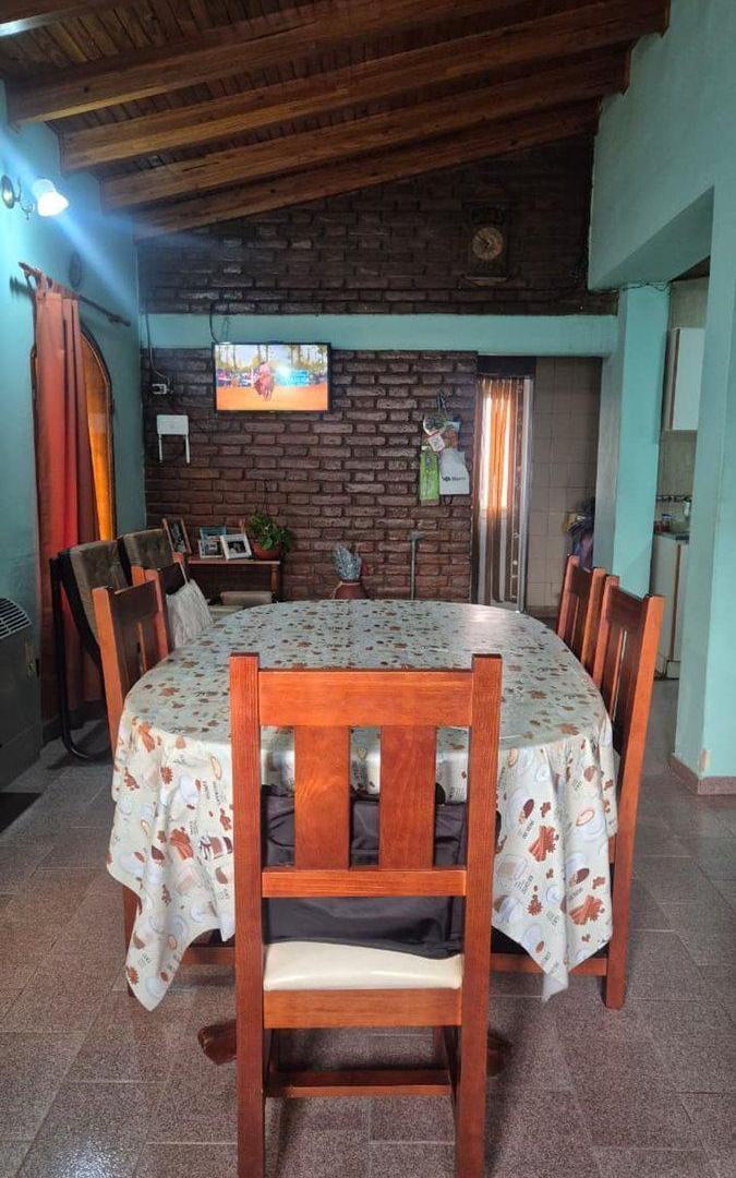 Foto de CASA EN VENTA- B° PAYÉN-APTA CREDITO (SAN RAFAEL), imagen 2