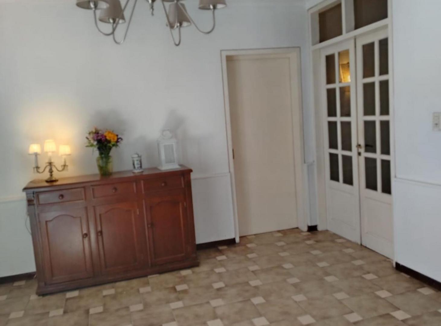 Foto de CASA EN VENTA EN PLENO CENTRO DE SAN MARTIN, imagen 4