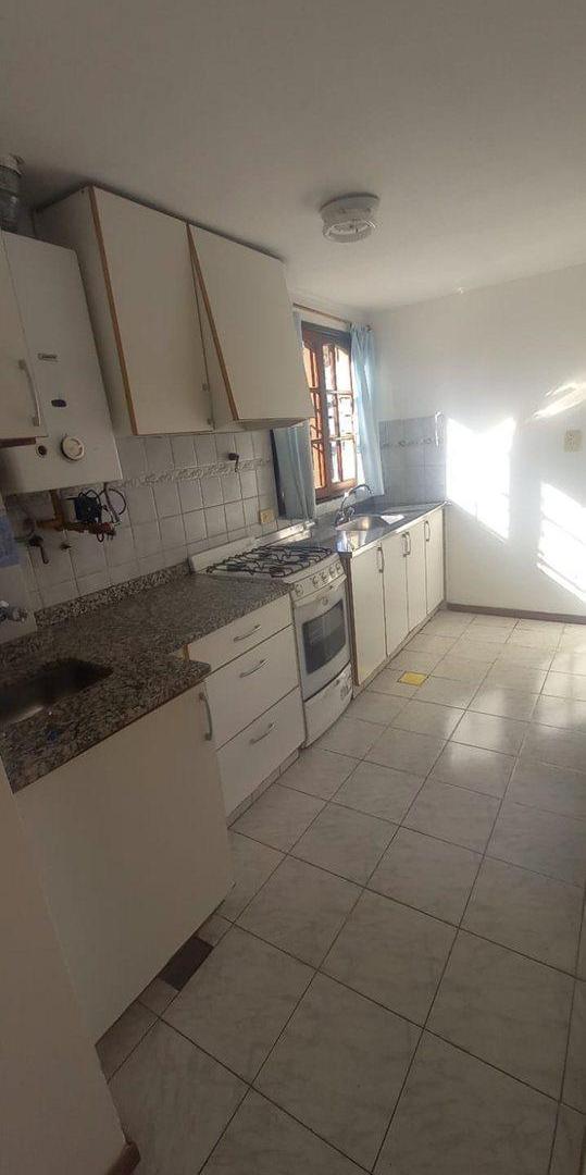 Foto de DUPLEX EN CALLE RIVADAVIA 272 GODOY CRUZ, imagen 1
