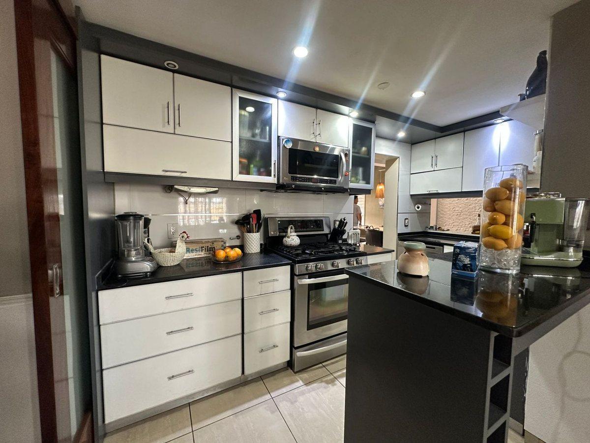 Foto de VENTA DE CASA DE CATEG. SOBRE ACCESO ESTE, MAIPU, imagen 3