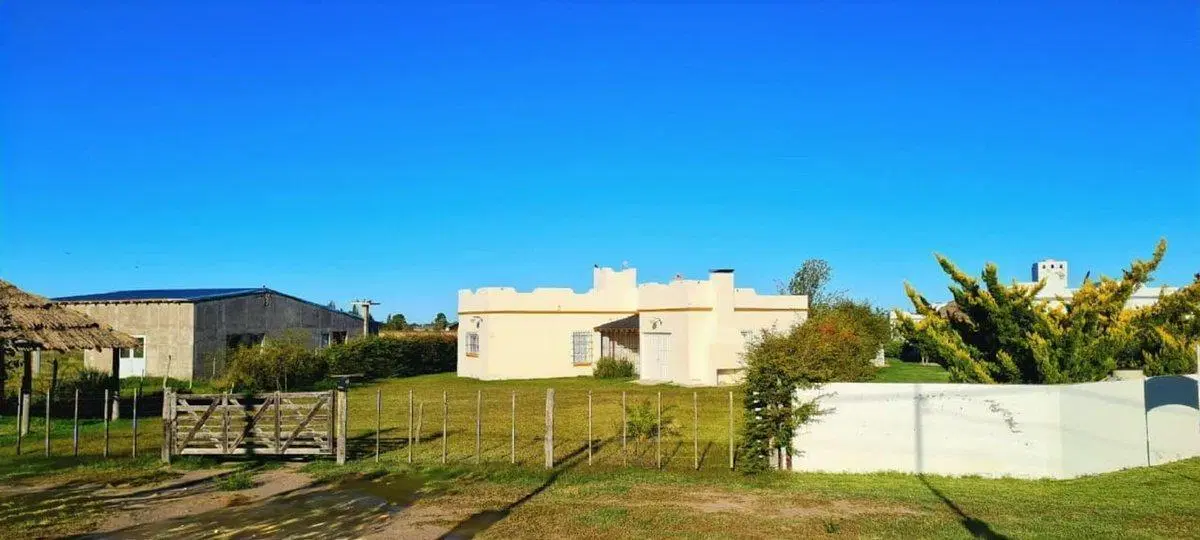 OPORTUNIDAD: VENTA CASA EN RAMA CAÍDA, SAN RAFAEL 2