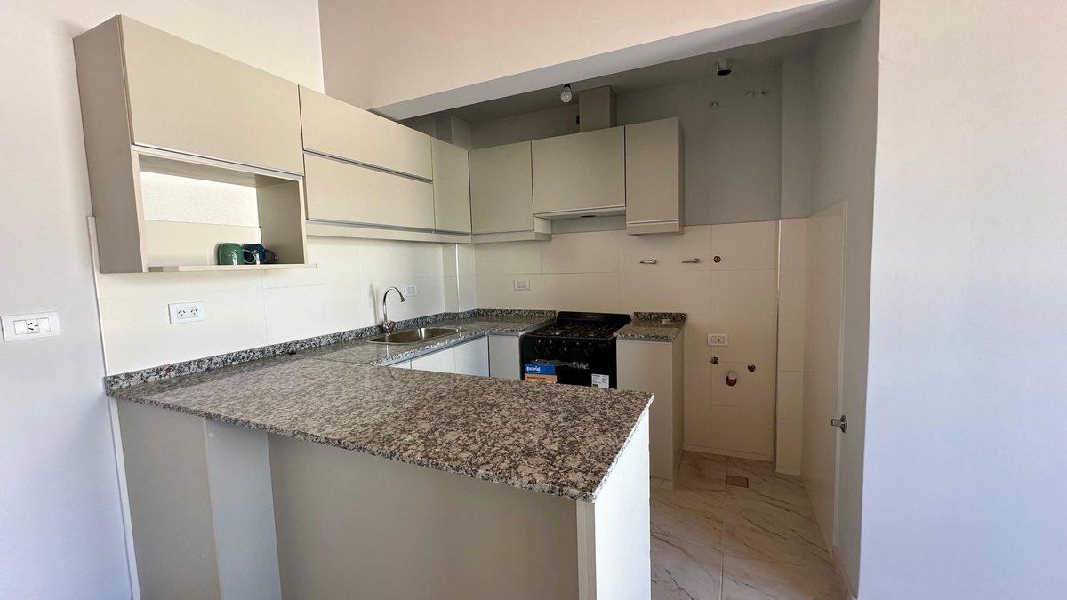 Foto de PREVENTA G CRUZ DEPARTAMENTO 2 DORMITORIOS COCHERA, imagen 2