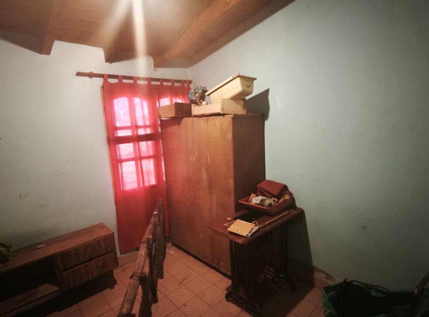 Foto de Casa Esquina 80m² Cubiertos - Gustavo André, imagen 2