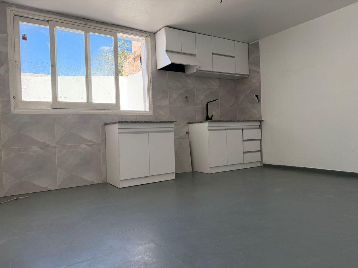 Foto de VENTA CASA RECICLADA EN GODOY CRUZ, imagen 5