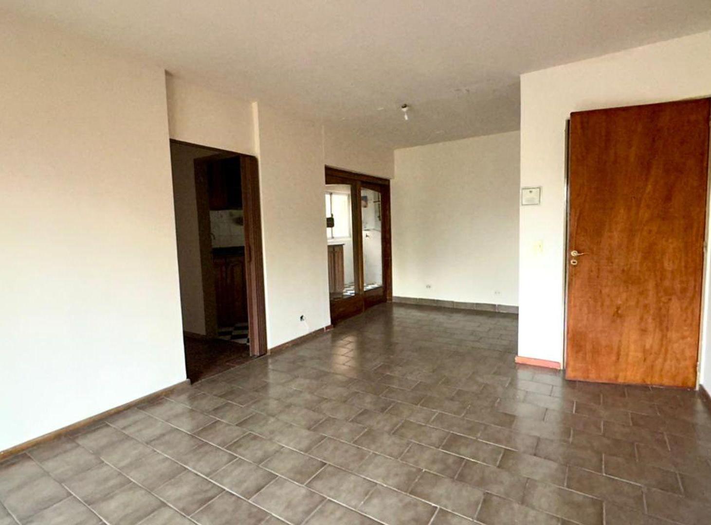 Foto de VENTA AMPLIO DEPARTAMENTO GODOY CRUZ APTO CREDITO, imagen 4