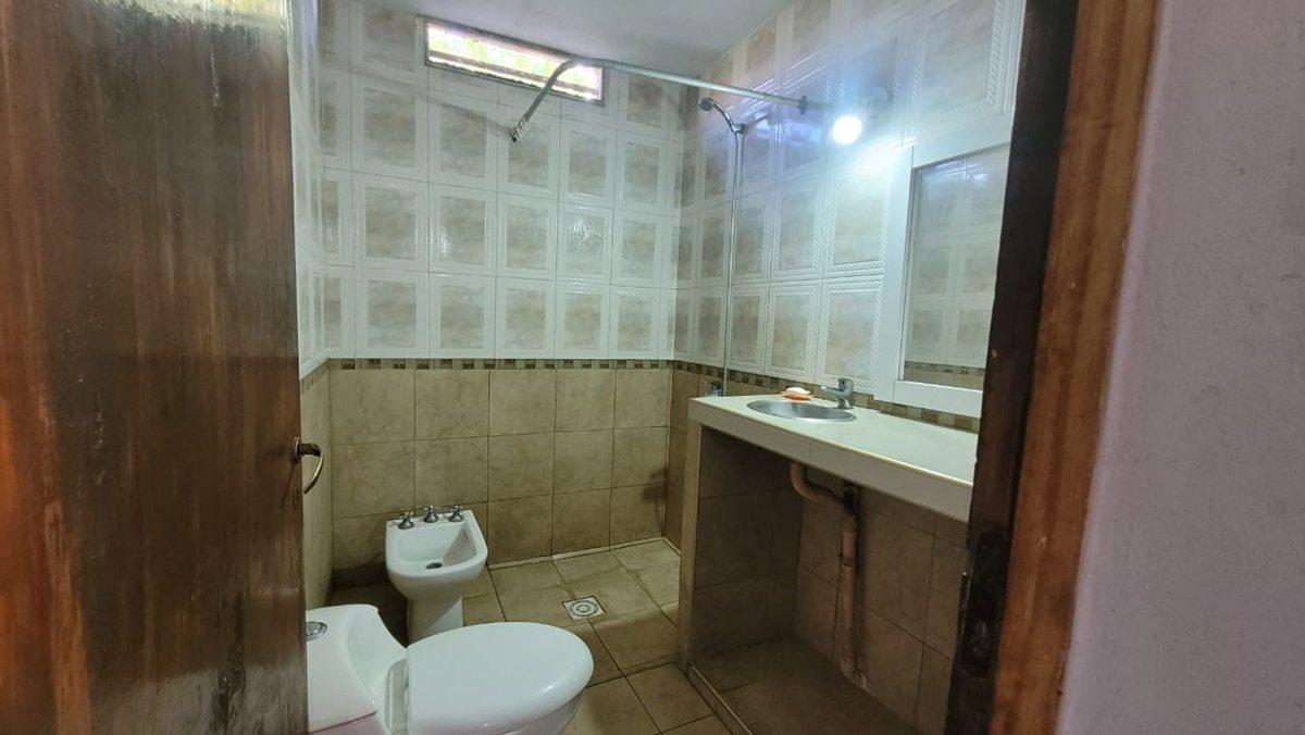 Foto de CASA DE 4 DORMITORIOS EN BARRIO FARMACÉUTICO, imagen 4