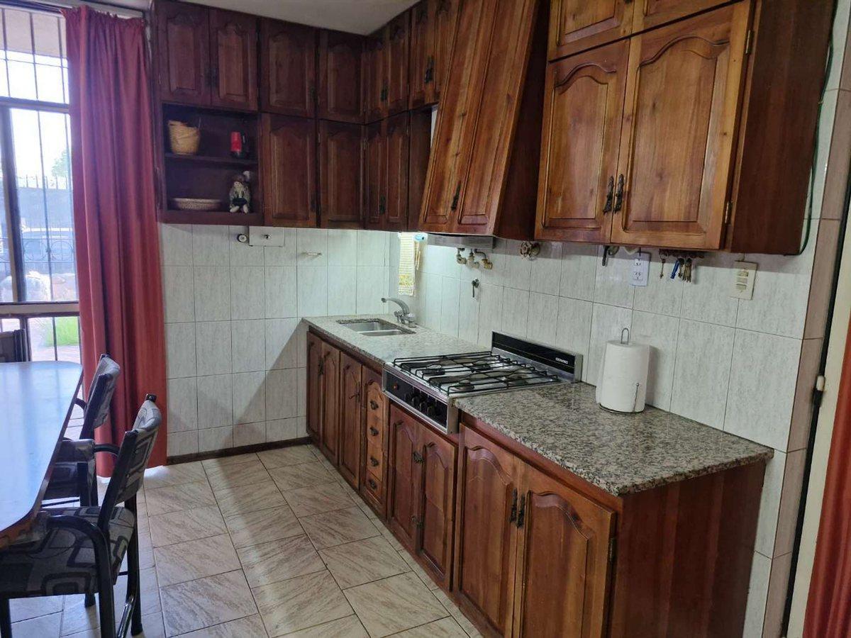 Foto de CASA EN VENTA BARRIO SUPE 3 DORM, imagen 2