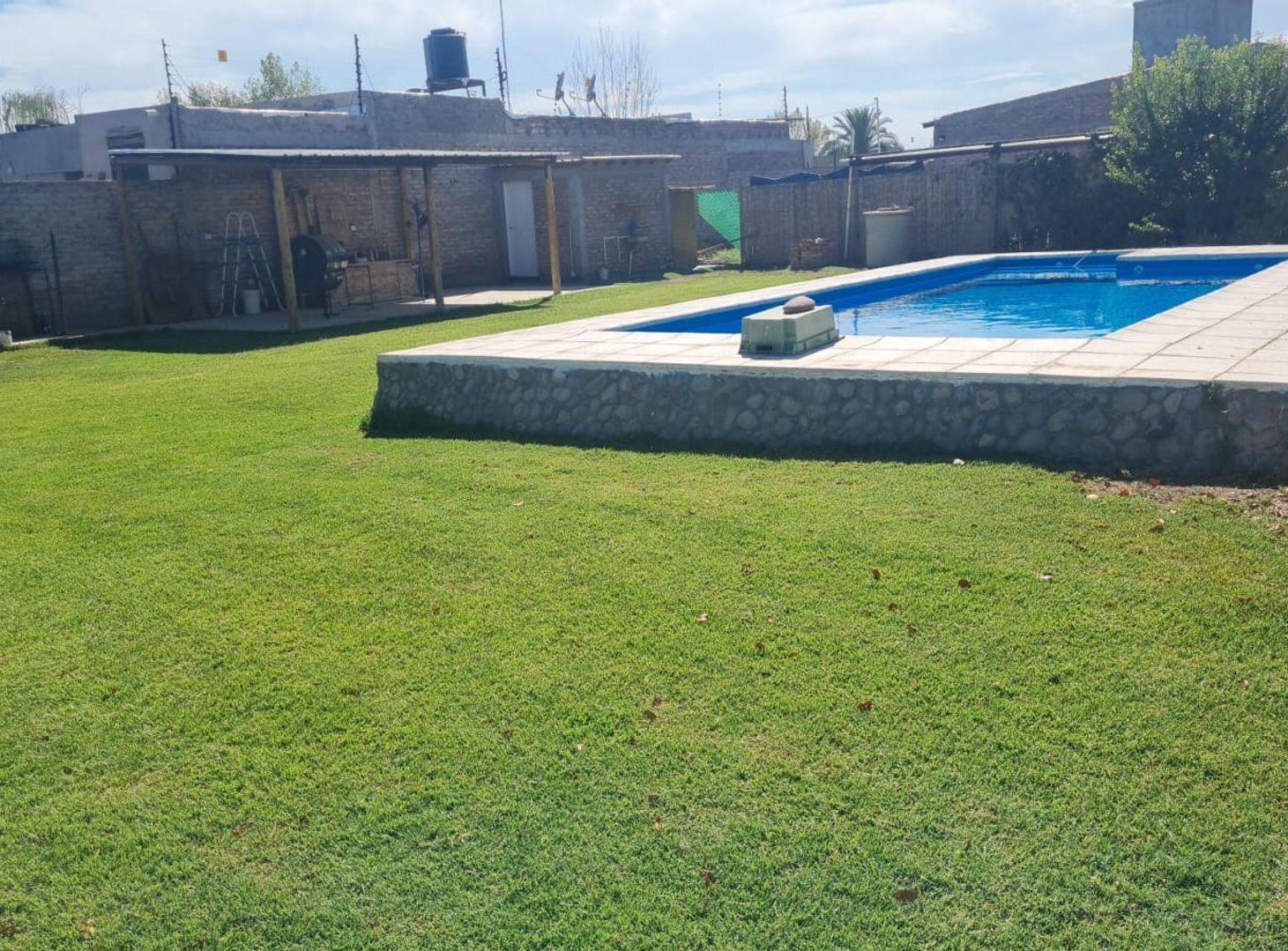 Foto de LOTE CON PILETA. B° SEMI PRIVADO LAS ROSAS I-GLLEN, imagen 3