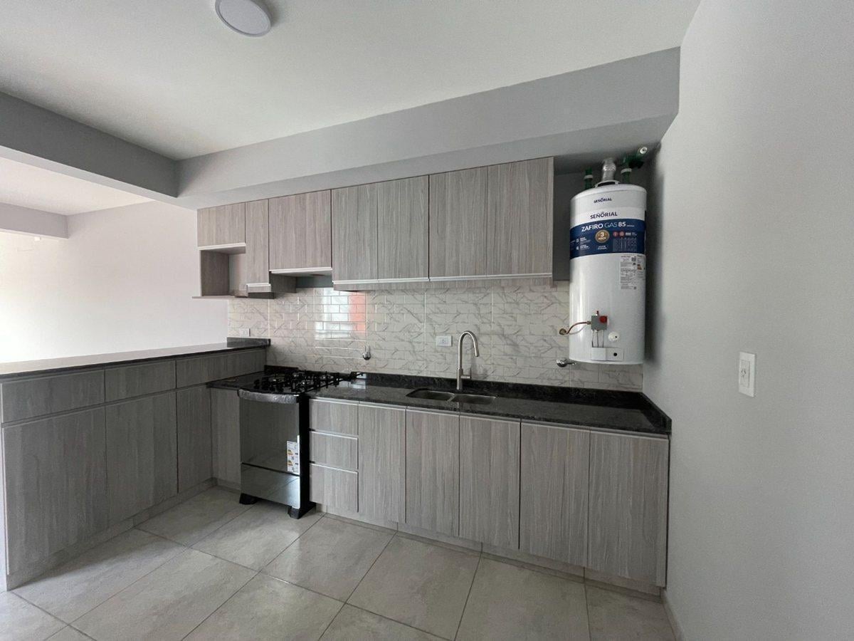 Foto de VENTA - CASA Bº PRIVADO 2 HABITACIONES - MAIPU, imagen 4