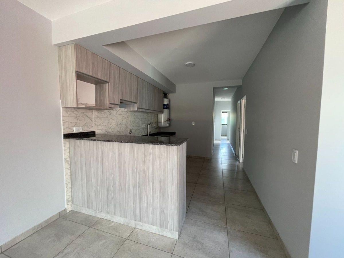 Foto de VENTA - CASA Bº PRIVADO 2 HABITACIONES - MAIPU, imagen 3