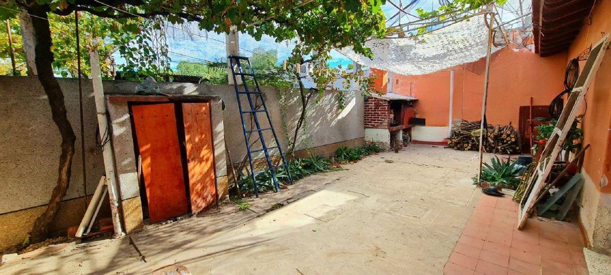 Foto de VENTA AMPLIA CASA CÉNTRICA 4 DORM. SAN RAFAEL, MZA, imagen 1