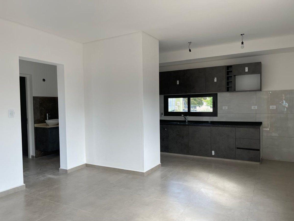Foto de VENTA CASA Bº ANDESMAR - 2 HABITACIONES - GLLEN, imagen 5