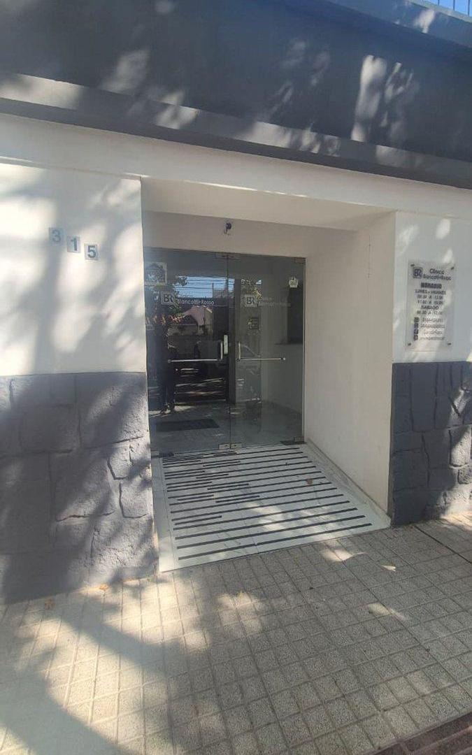 Foto de VENTA EDIFICIO C/CLINICA Y POTENCIAL DESARROLLO, imagen 4