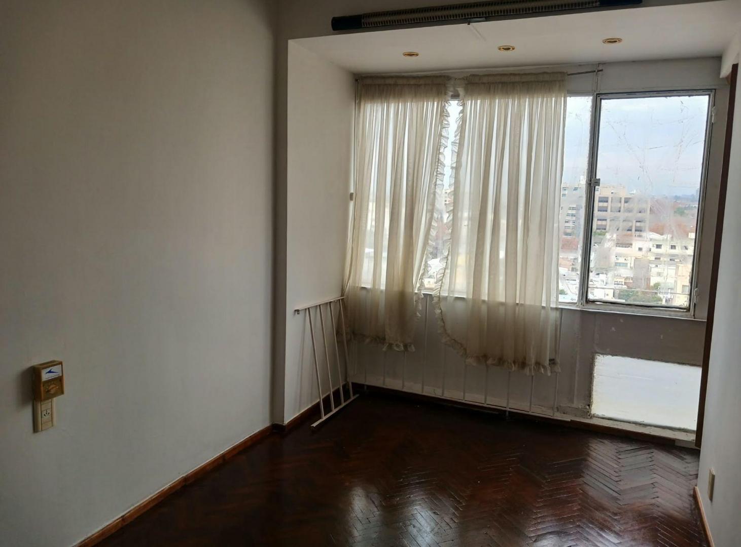 Foto de OFICINA EN VENTA CALLE COLON, imagen 5