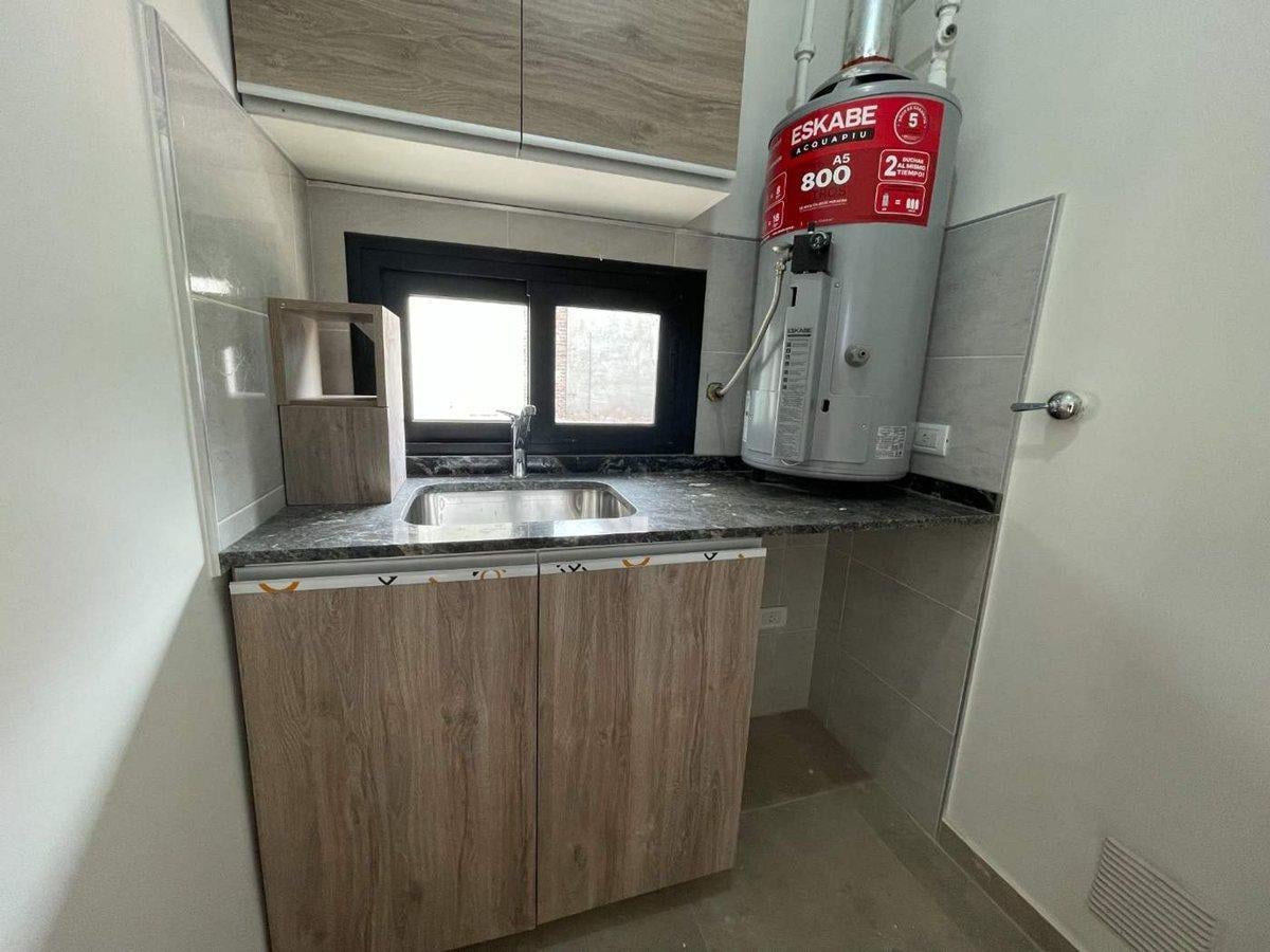 Foto de Casa estilo minimalista Bº La Quebrada Lujan, imagen 5