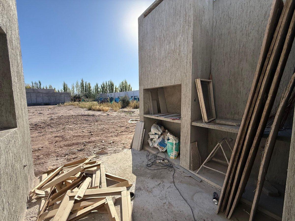 Foto de VENTA Bº PRIVADO CASA 3 HAB 2 BAÑOS (1 EN SUITE), imagen 3