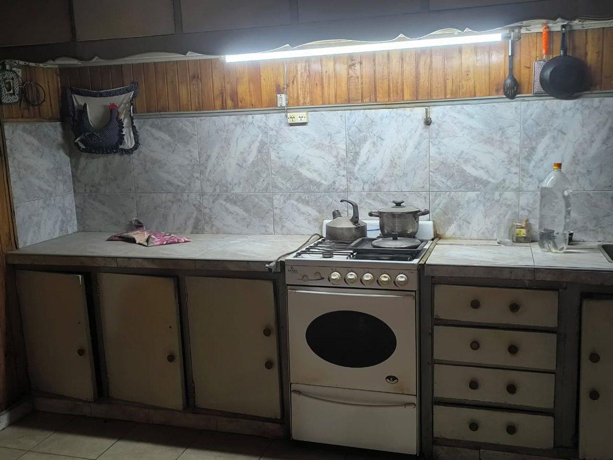 Foto de Re/max vende Casa/Galpon sobre Maza gran terreno, imagen 4