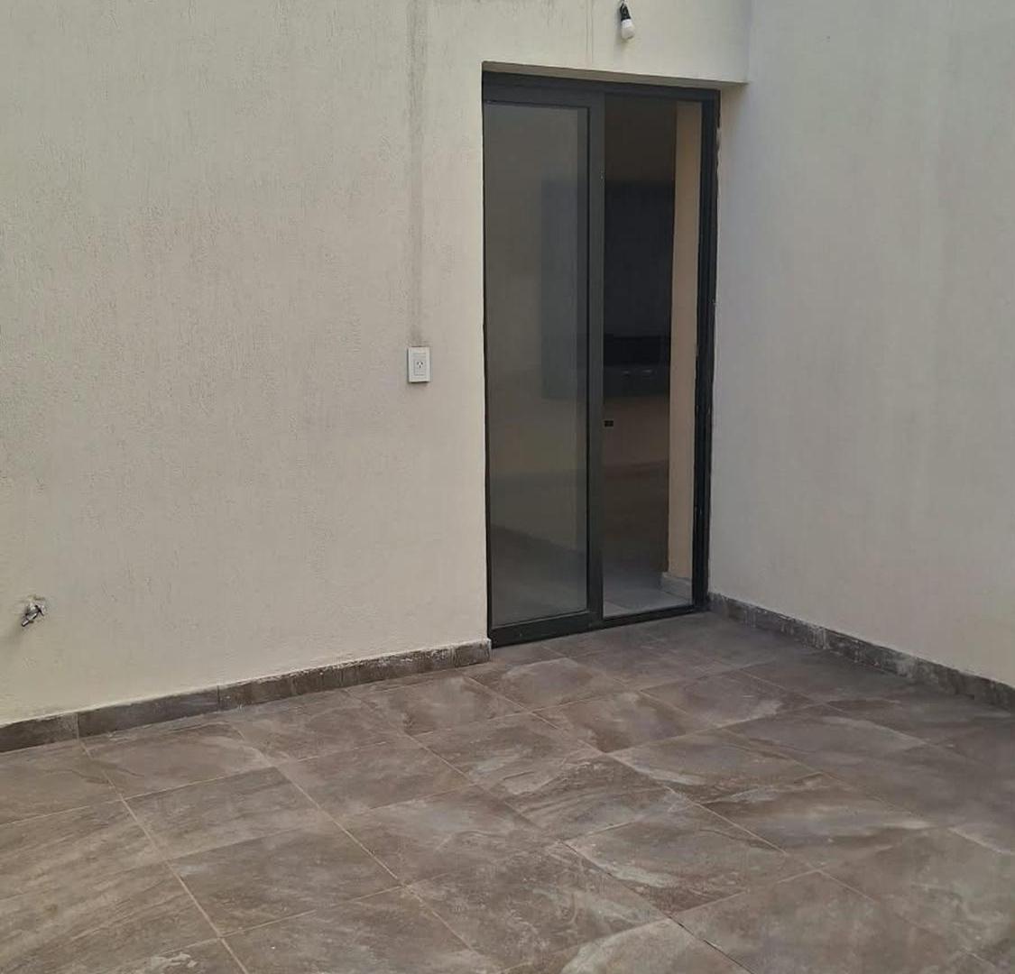 Foto de Alquiler Departamento 1 dorm c/coch. Lujan de Cuyo, imagen 3