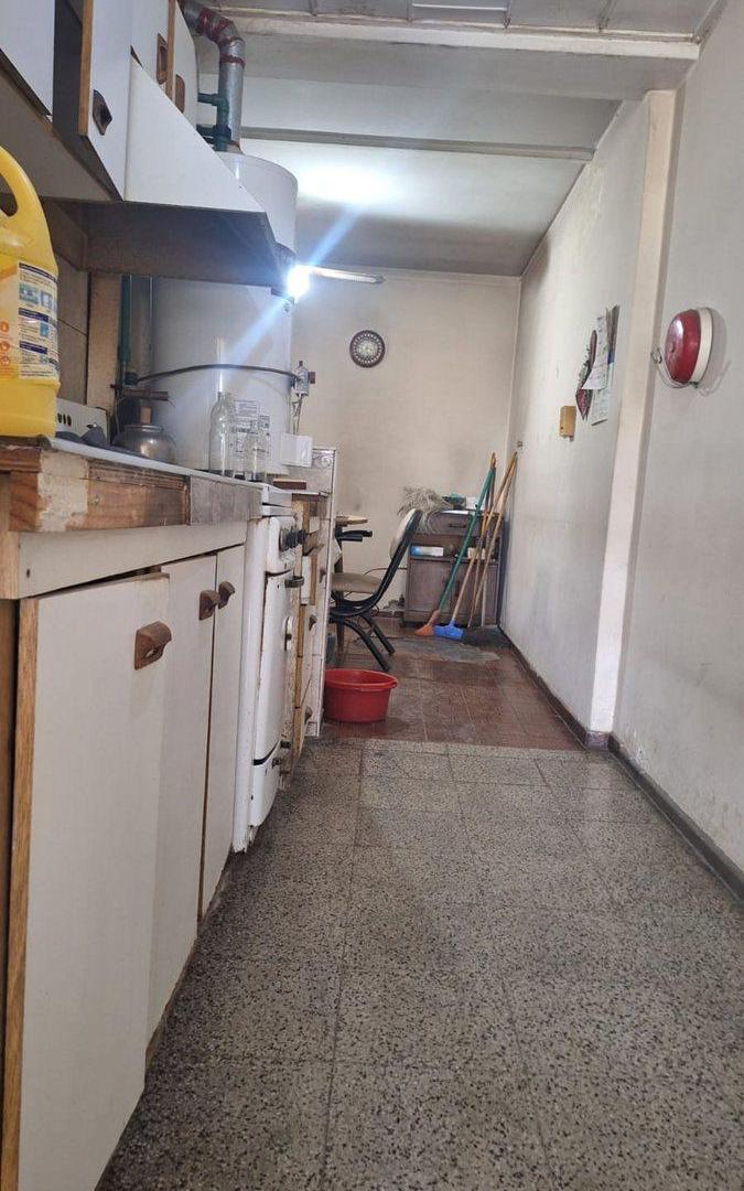 Foto de VENTA CASA 4 dormitorios a refaccionar Godoy Cruz, imagen 4