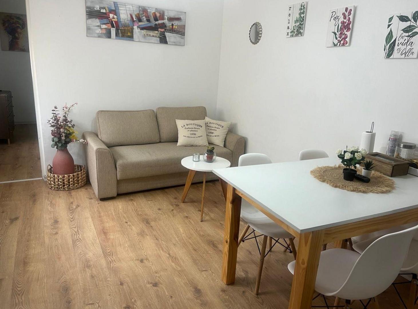 Foto de DEPARTAMENTO EN VENTA A METROS DE ARISTIDIDES MZA, imagen 2