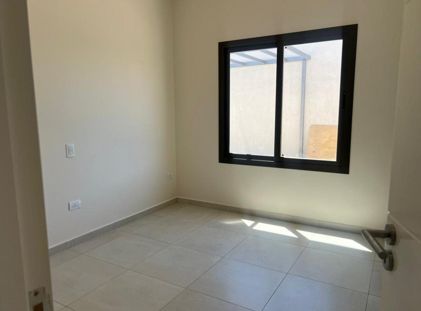 Foto de DEPARTAMENTO 2 DORMITORIOS CARRODILLA, imagen 2