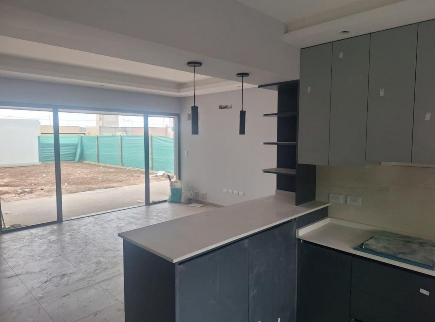 Foto de VENTA DE CASA A ESTRENAR BARRIO PRIVADO MAIPU, imagen 2
