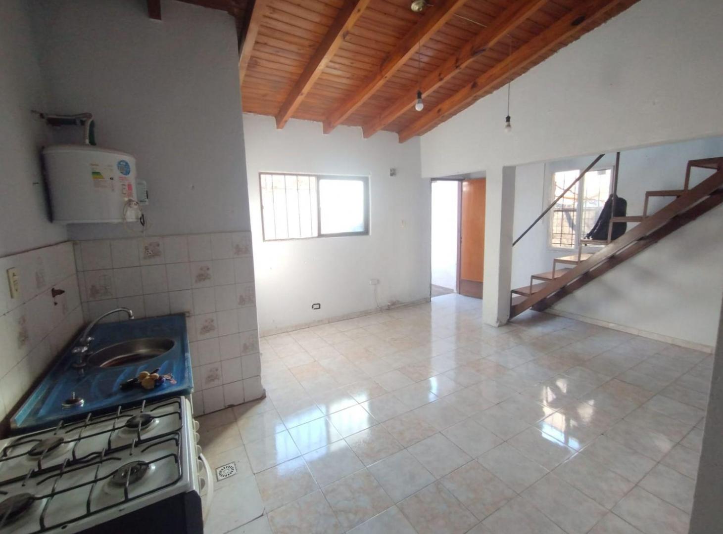 Foto de CASA MAS PROYECTO DE DOS DEPARTAMENTOS, imagen 3