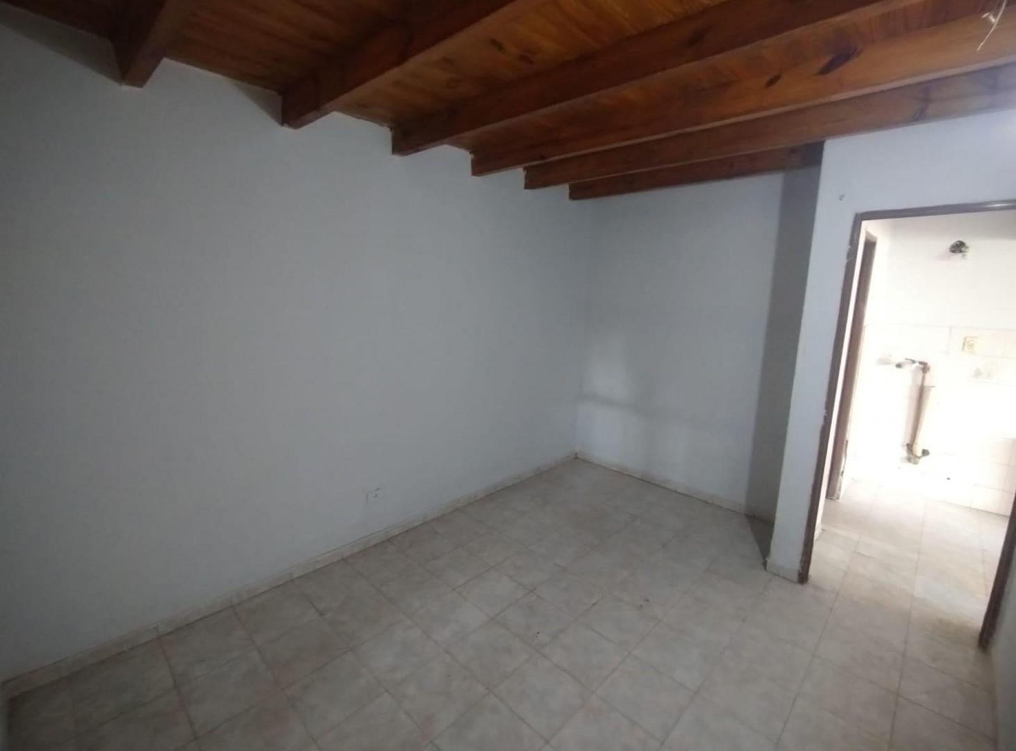 Foto de CASA MAS PROYECTO DE DOS DEPARTAMENTOS, imagen 5