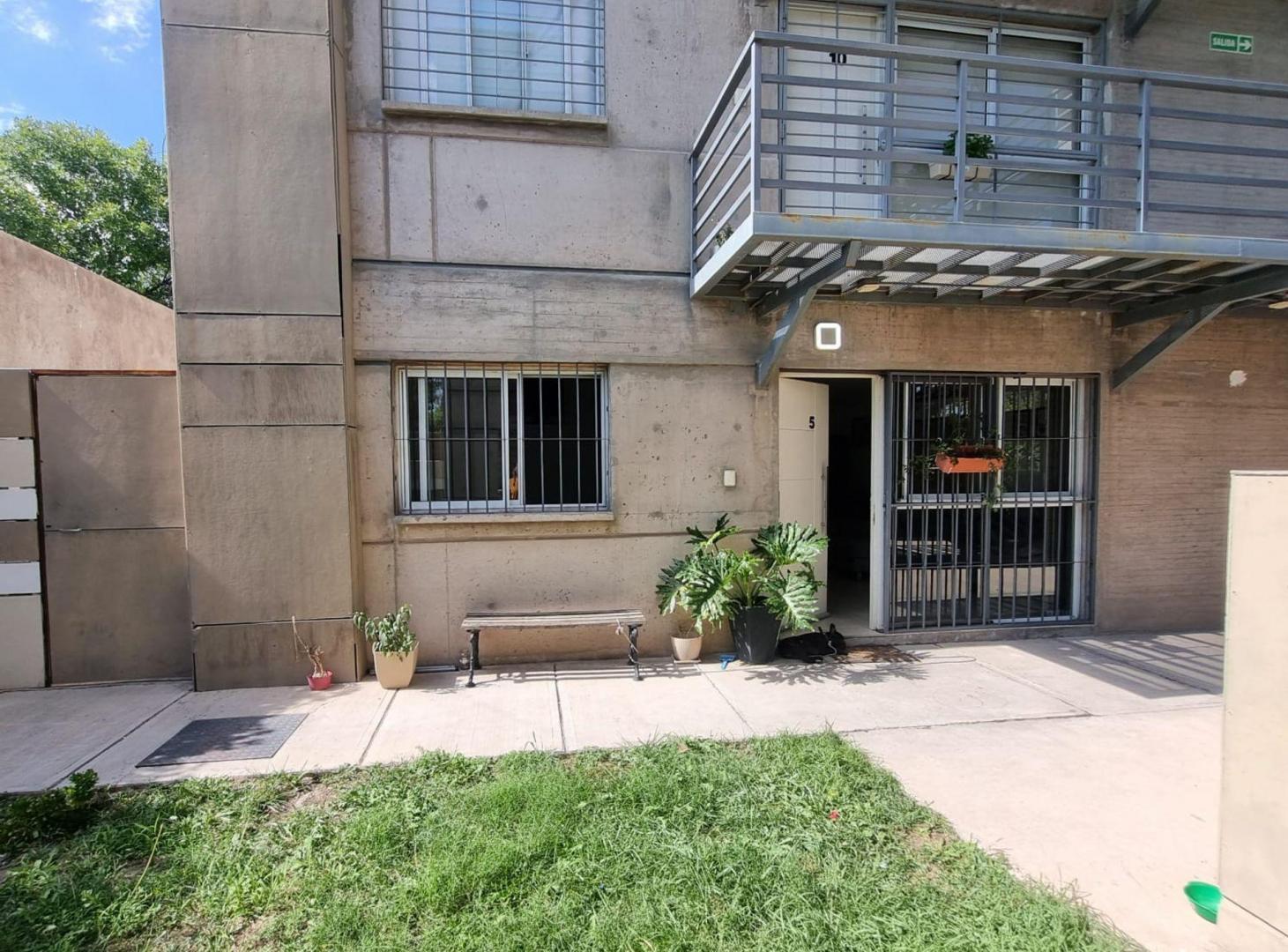 Foto de Hermoso Departamento PB, imagen 4