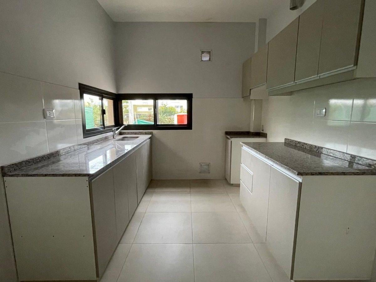 Foto de Venta de Casa a Estrenar 2 habitaciones Maipú, imagen 3