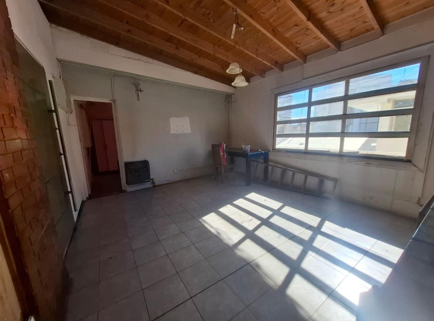 Foto de Venta Casa con Dpto en Bombal Sur ideal Inversión, imagen 2
