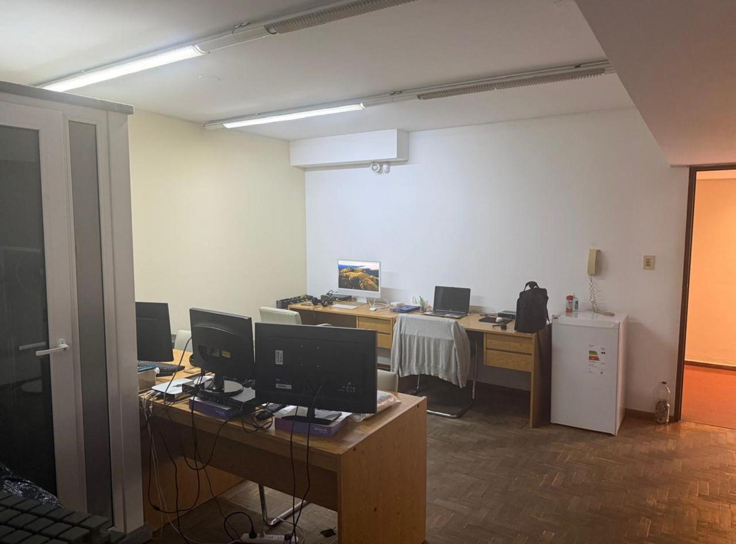 Foto de VENTA OFICINA EN CALLE SARMIENTO, imagen 5